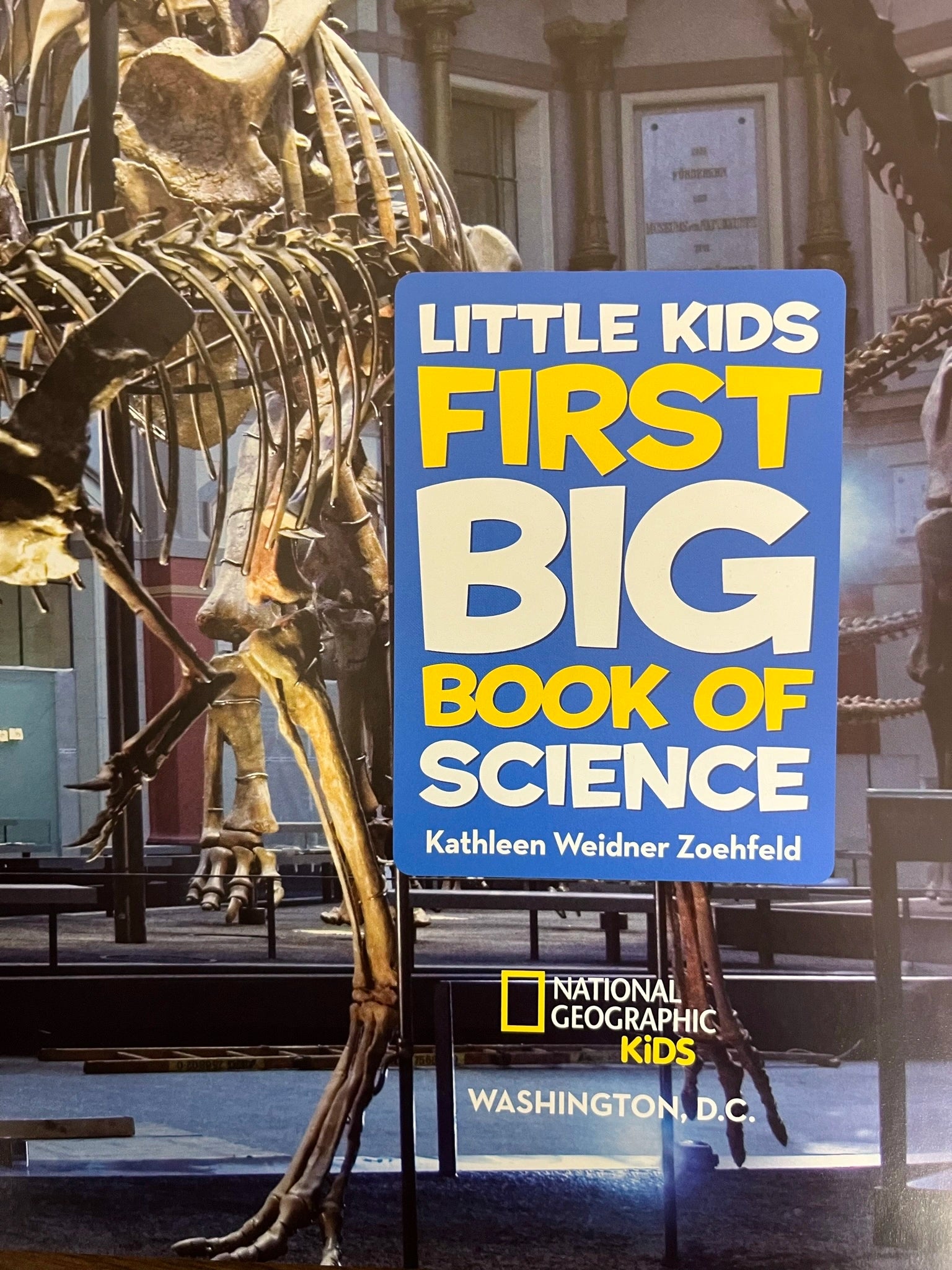 National Geographic Little Kids First Big Book of Science - MakoStars Online Store